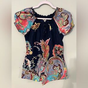 Healing Hands Scrub Top Womens Size XS‎ Nurse Teacher Shirt Paisley Design